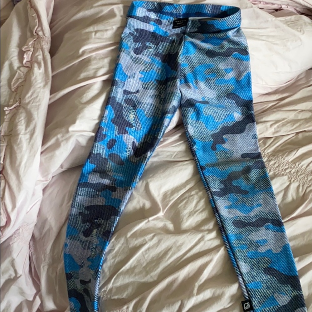 Terez blue camo leggings